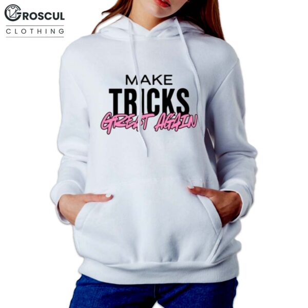 Calista Diamandis Wearing Make Tricks Great Again Shirt